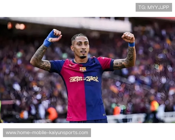 拉菲尼亚低角度抽射破网巴萨领先